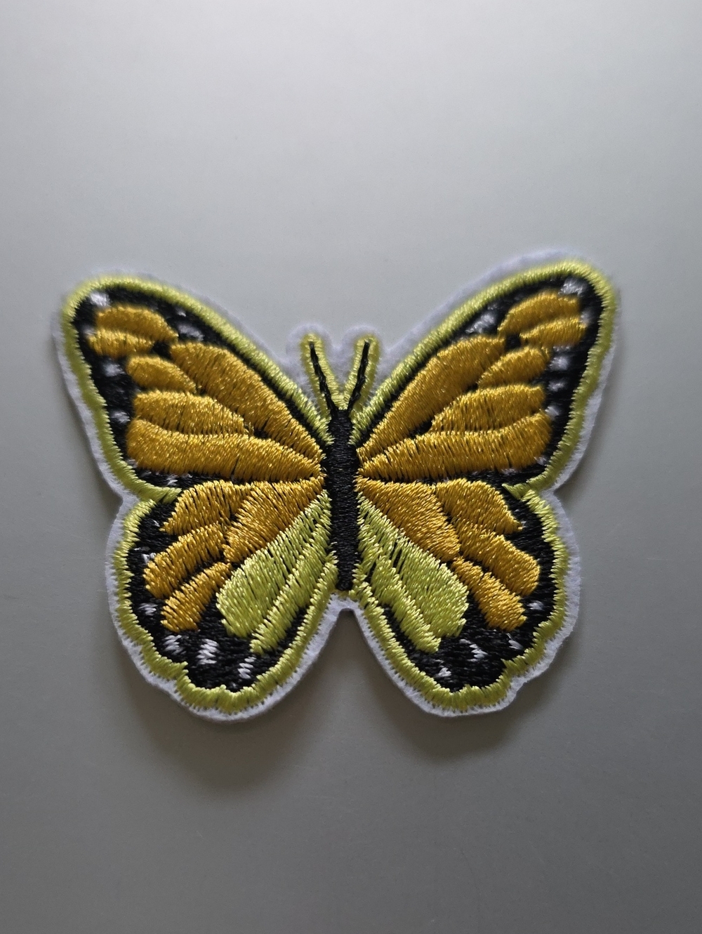 BUTTERFLY IRON ON